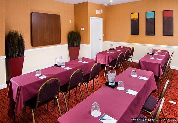 Value Suites Extended Stay - St Louis Меріленд-Гайтс Екстер'єр фото