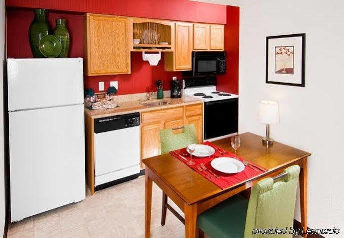 Value Suites Extended Stay - St Louis Меріленд-Гайтс Екстер'єр фото